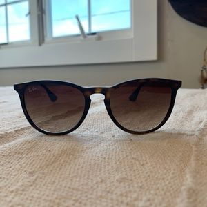 Ray Ban Erika Sunglasses - Brown Tortoise